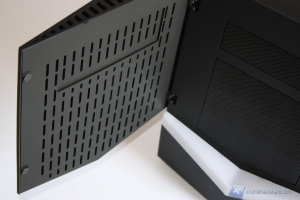 Bitfenix _Colussus_M-ATX_42